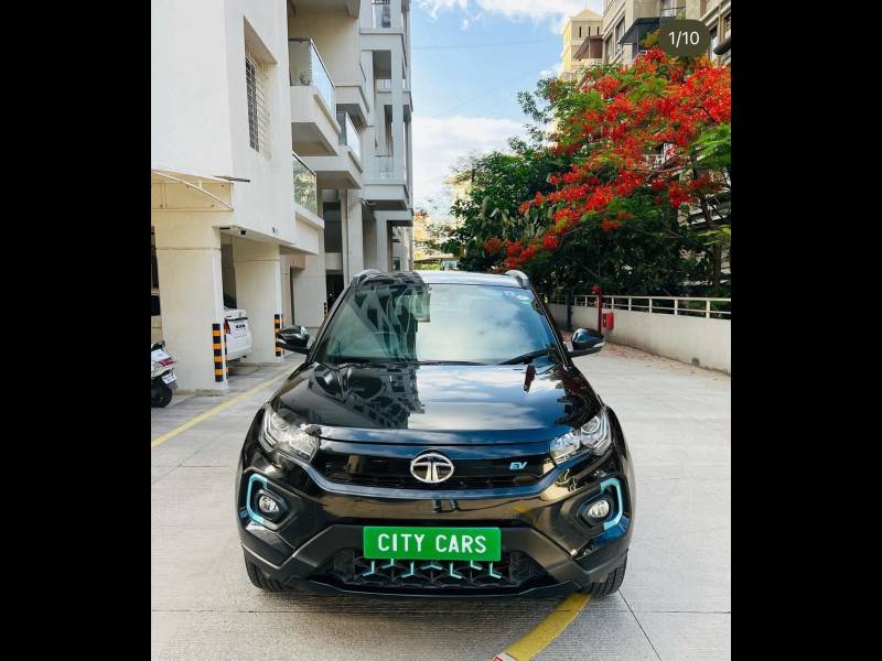 Tata Nexon EV XZ Plus Dark Edition