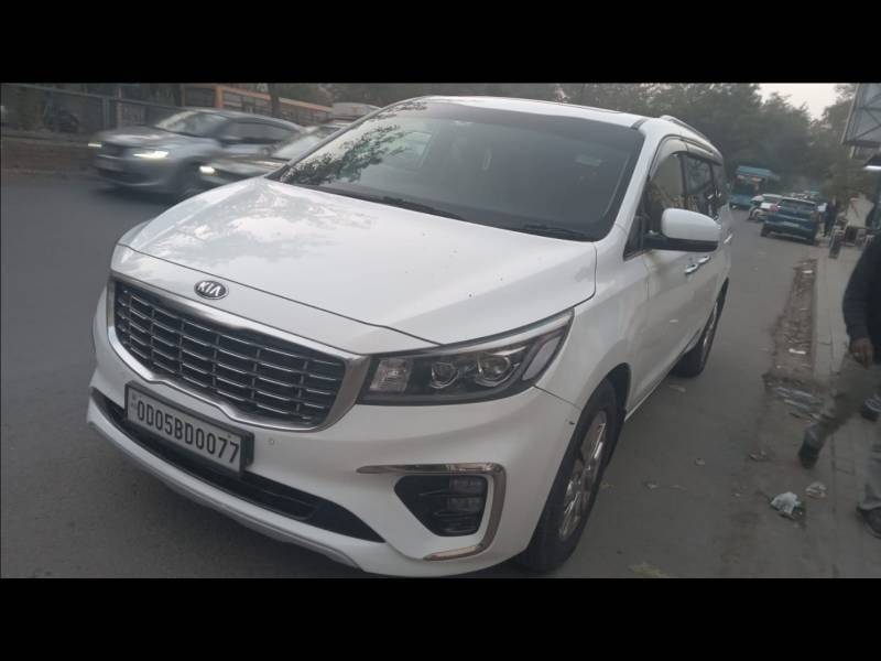 Kia Carnival Limousine 7 STR