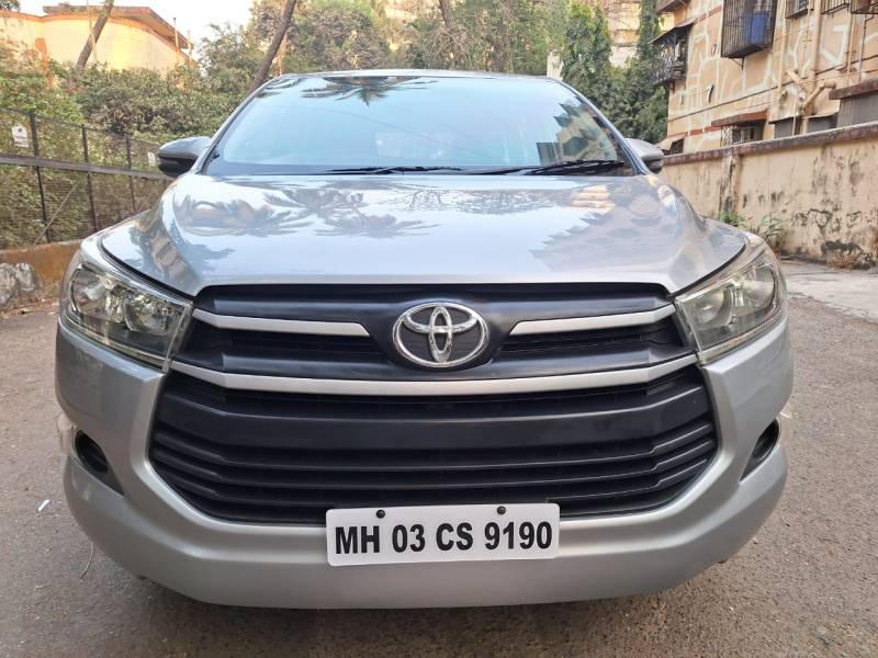 Toyota Innova Crysta 2.4 GX 7 STR