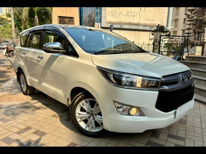 Toyota Innova Crysta 2.8 ZX AT 7 STR