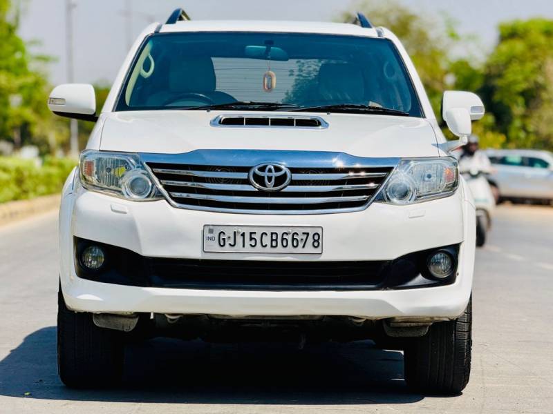 Toyota Fortuner 3.0 4x4 AT