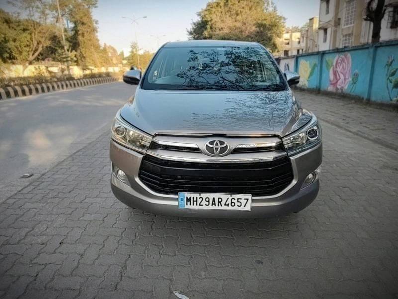 Toyota Innova Crysta 2.8 ZX AT 7 STR