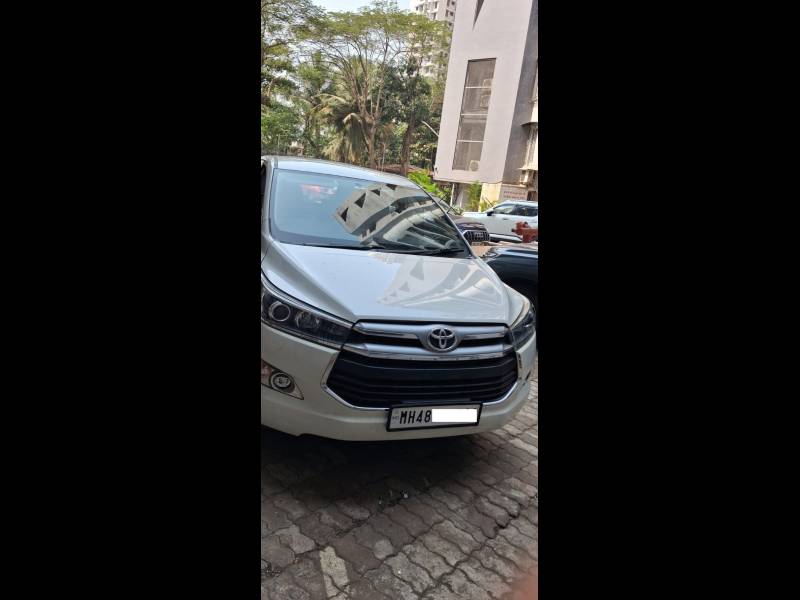 Toyota Innova Crysta 2.4 V Diesel