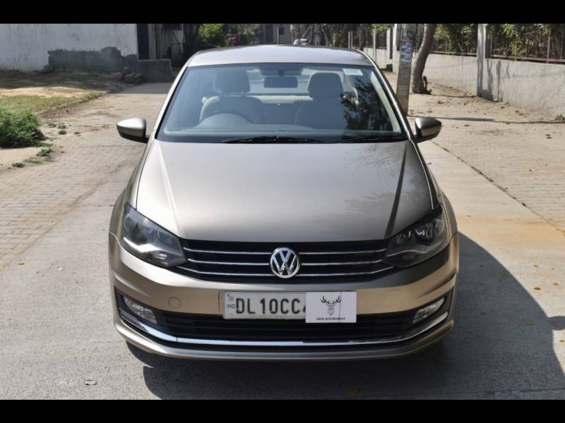 Volkswagen Vento Highline Petrol AT