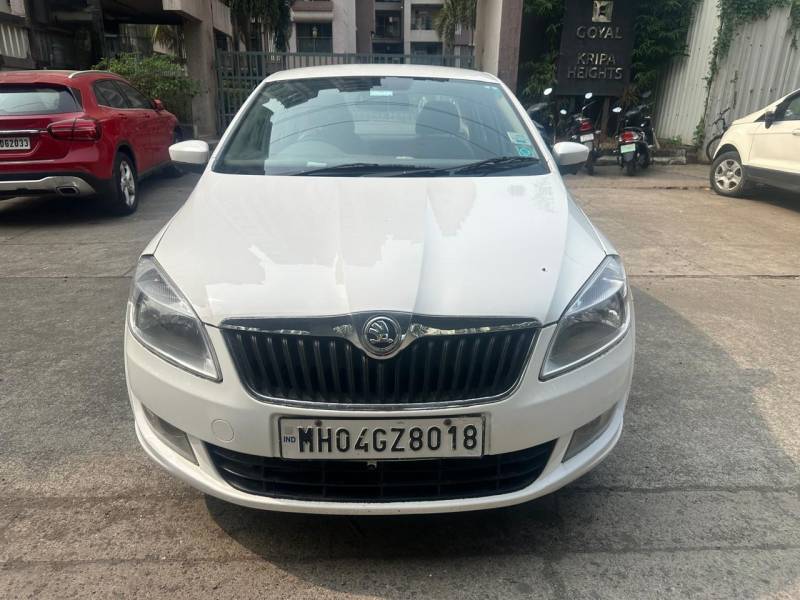 Skoda Rapid 1.5 TDI CR Ambition AT with Alloy Wheels