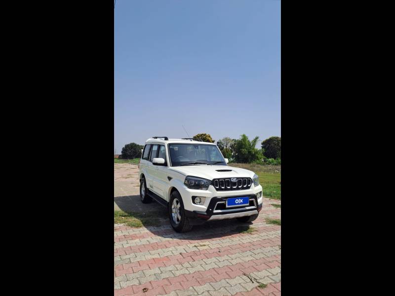 Mahindra Scorpio S11 4WD