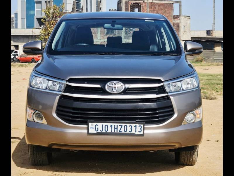 Toyota Innova Crysta 2.8 GX AT 7 STR