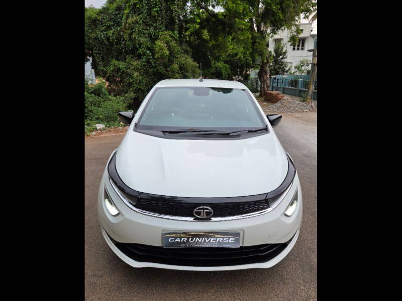 Tata Altroz XZ Petrol