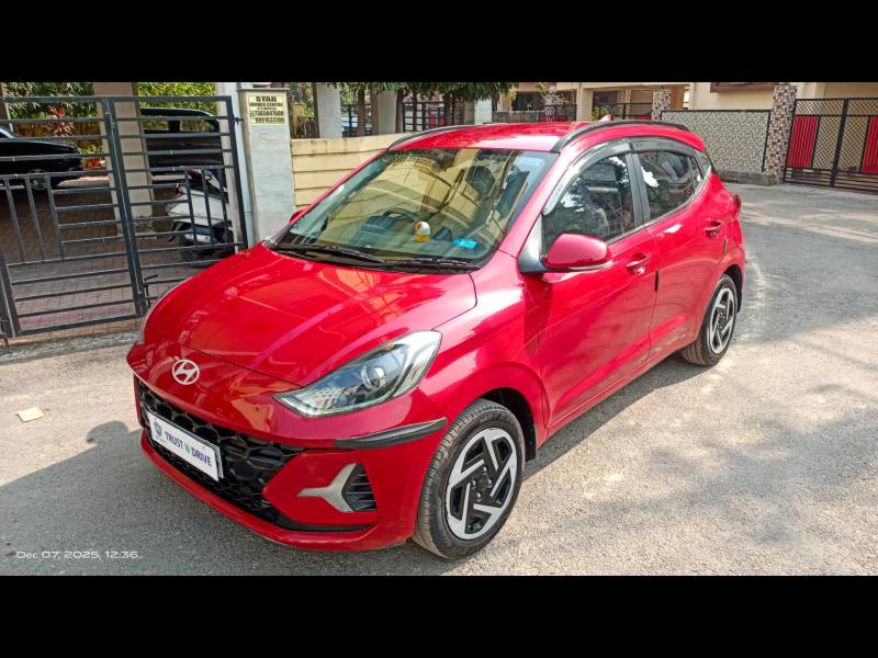 Hyundai Grand i10 NIOS Sportz Petrol Manual