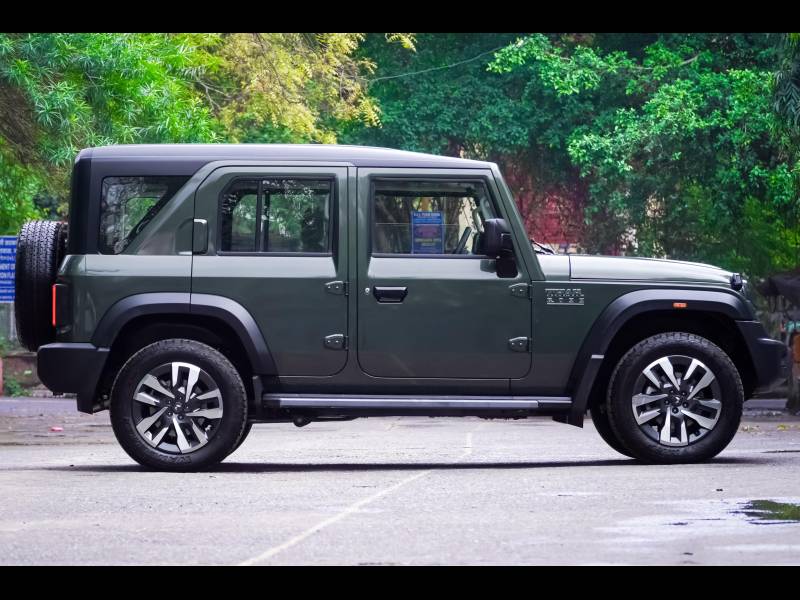 Mahindra Thar Roxx AX7 L 2WD Diesel 2.2L Turbo Automatic