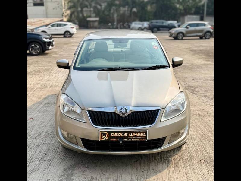 Skoda Rapid Ambition 1.6 MPI AT Plus