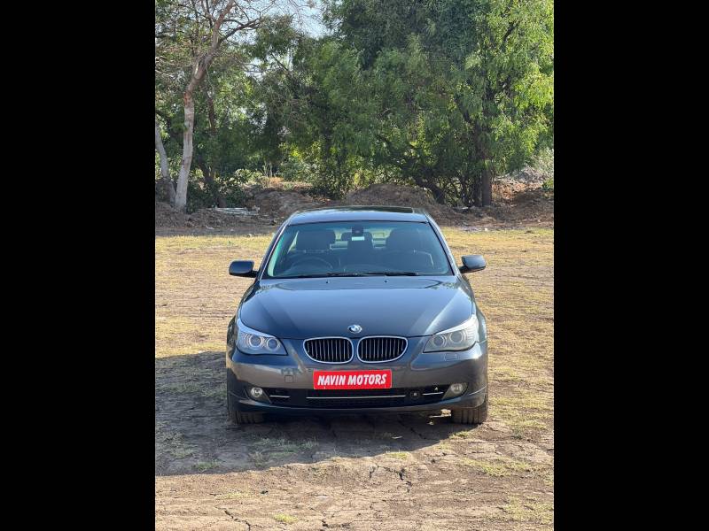 BMW 5 Series 530d Sedan 3.0