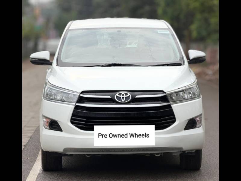 Toyota Innova Crysta 2.4 G 7 STR