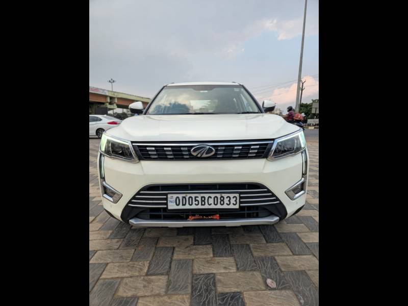 Mahindra XUV 300 W8 (O) 1.5 Diesel