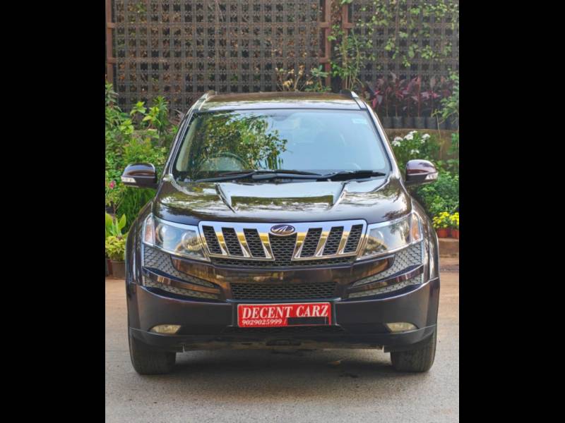 Mahindra XUV500 W8