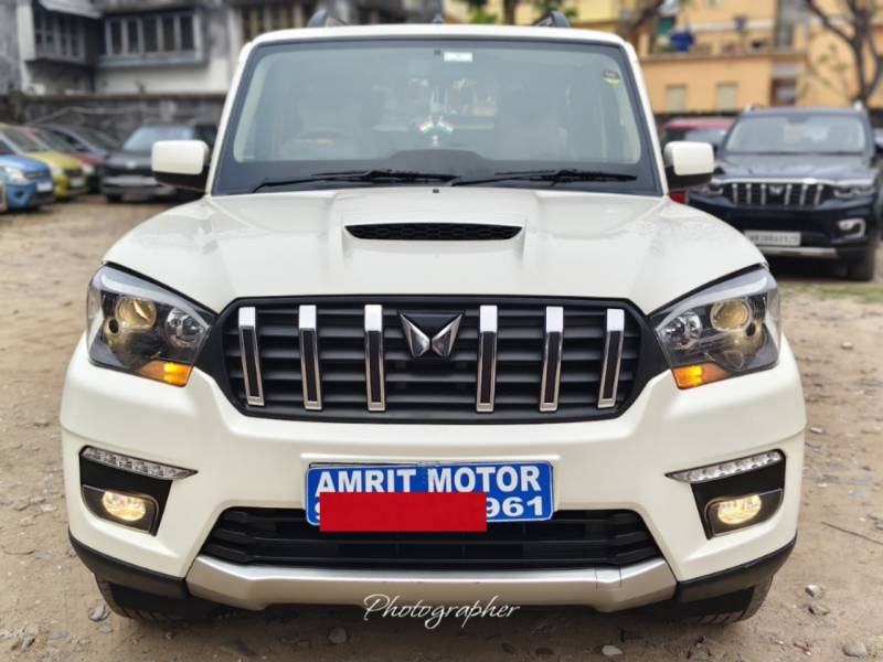 Mahindra Scorpio Classic S11 MT 7S