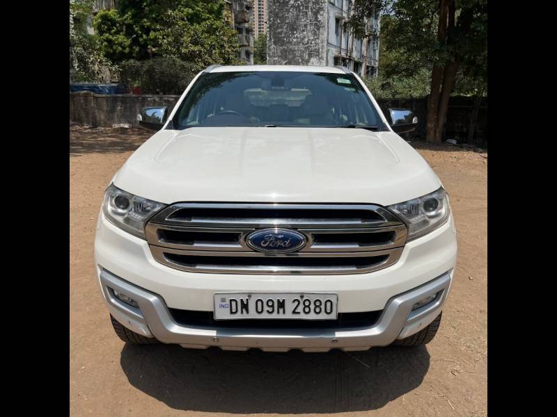 Ford Endeavour Titanium 2.2 4x2 AT