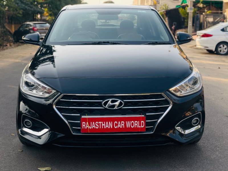 Hyundai Verna 1.6 CRDI E