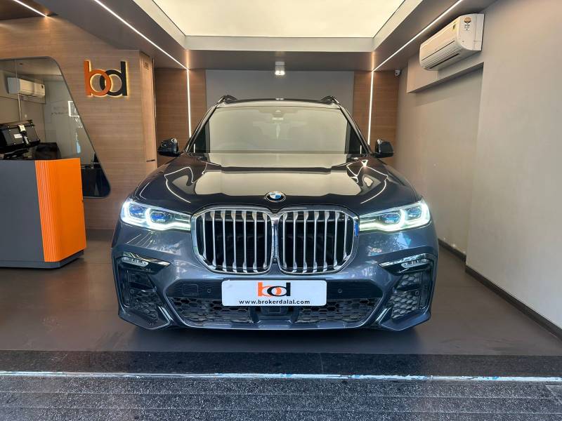 BMW X7 xDrive40i M Sport (Petrol)