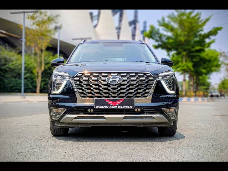 Hyundai Alcazar Signature (O) 7 Seater 2.0 Petrol AT