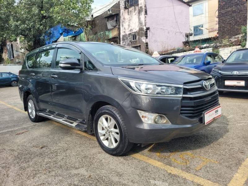 Toyota Innova Crysta 2.8 GX AT 7 STR