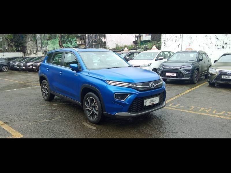 Toyota Urban Cruiser Hyryder V Hybrid