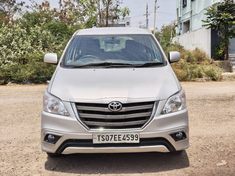 Toyota Innova 2.5 G (Diesel) 7 STR Euro4