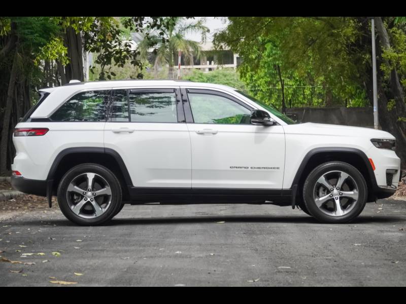 Jeep Grand Cherokee Limited (O) 4x4 AT