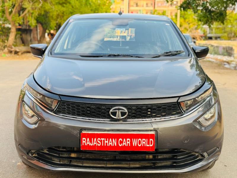 Tata Altroz XZ Petrol