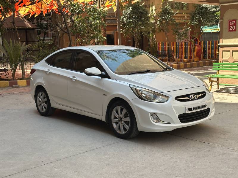 Hyundai Verna Fluidic 1.6 CRDI SX