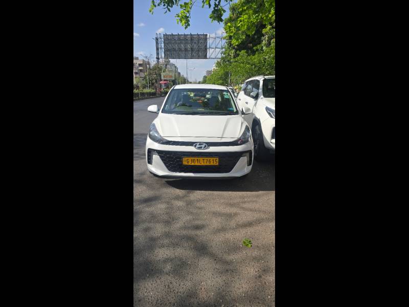 Hyundai Aura S 1.2 CNG