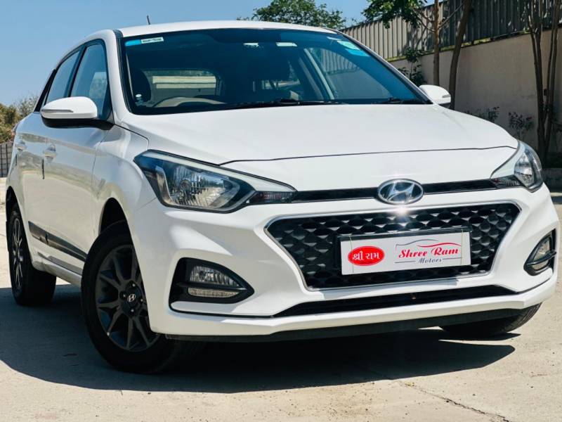Hyundai i20 Sportz 1.2 MT