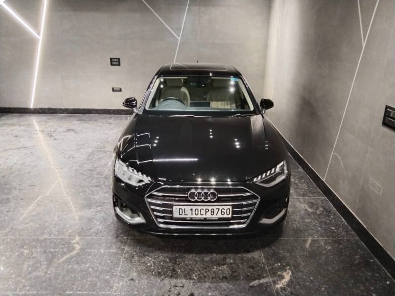 Audi A4 40 TFSI Technology