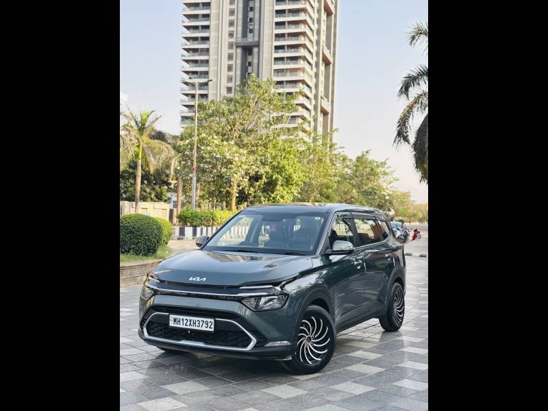 Kia Carens Gravity 1.5 Petrol MT