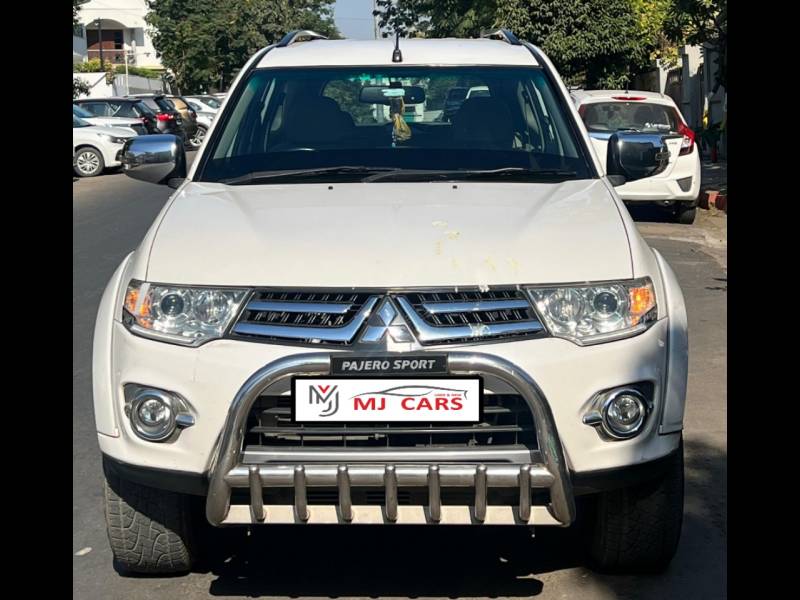 Mitsubishi Pajero Sport 2.5 AT