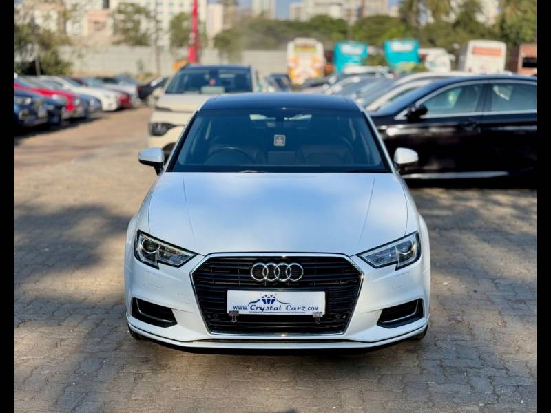 Audi A3 35 TDI Technology + Sunroof