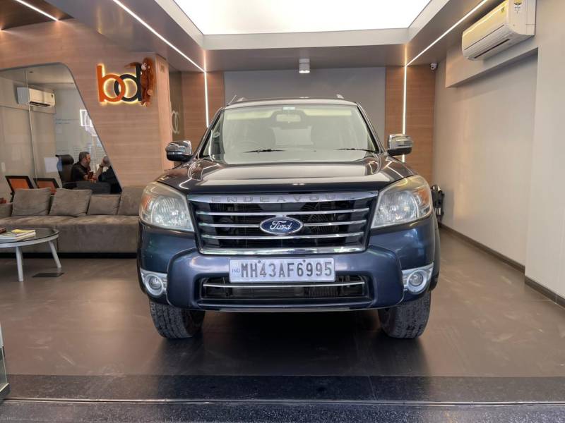 Ford Endeavour 3.0L 4x2 AT