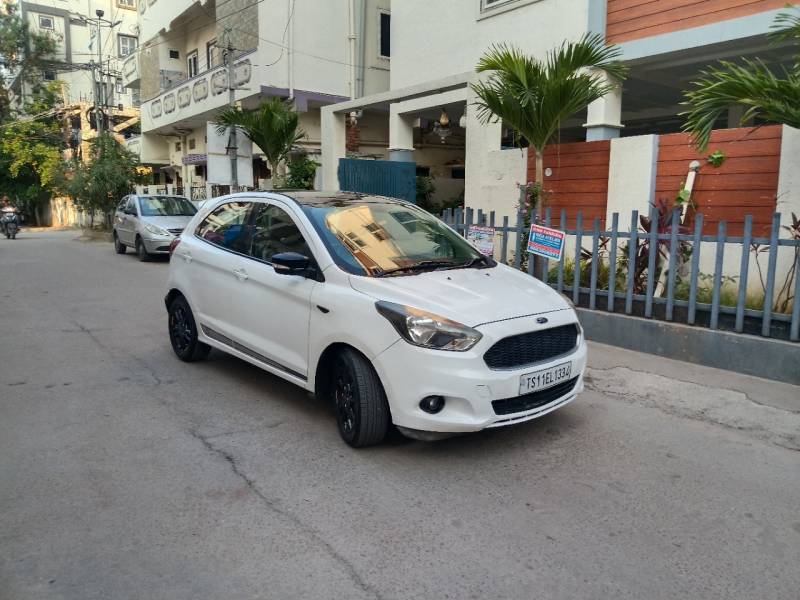 Ford Figo Titanium 1.5 TDCi
