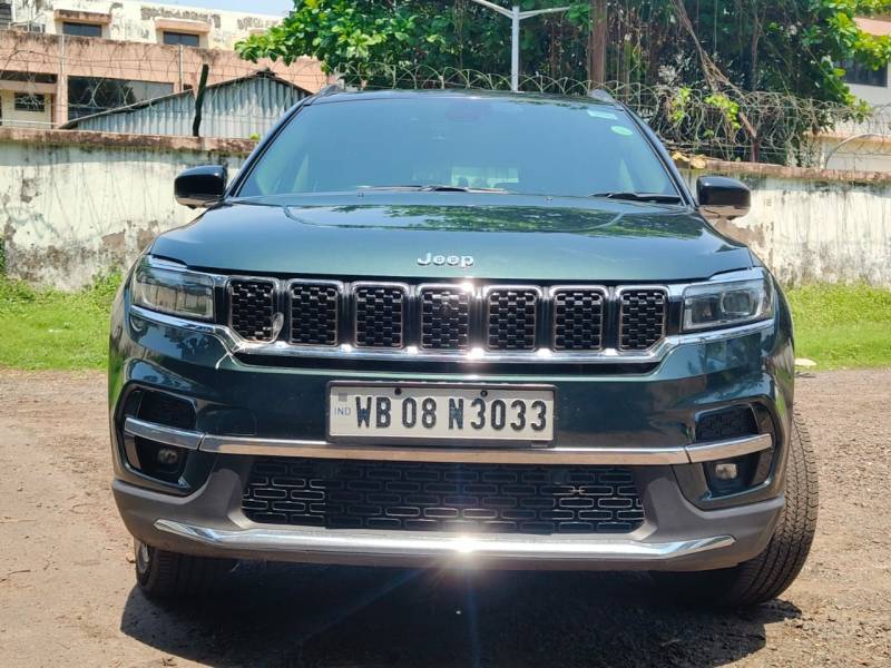 Jeep Meridian Limited (O) 4X4 AT