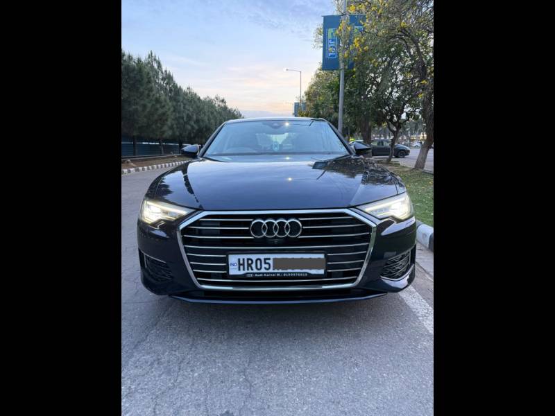 Audi A6 Technology 45 TFSI