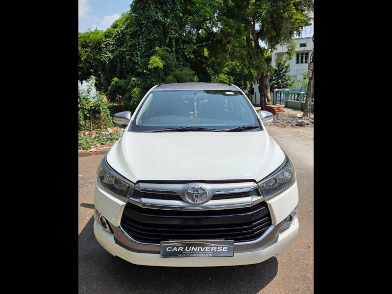 Toyota Innova Crysta 2.8 GX AT 7 STR