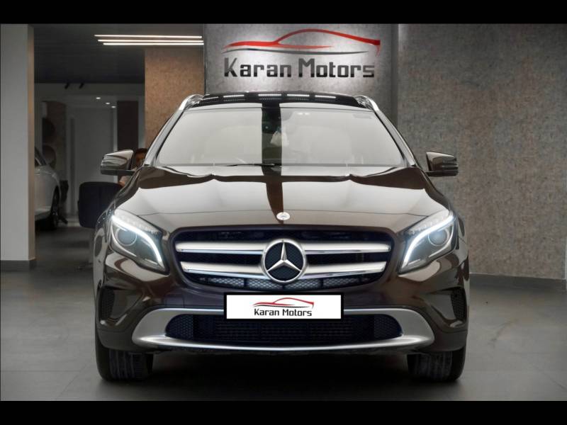 Mercedes Benz GLA Class 200 Sport