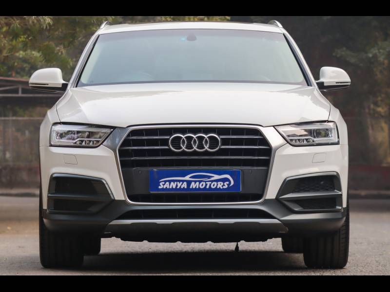 Audi Q3 30 TFSI Premium