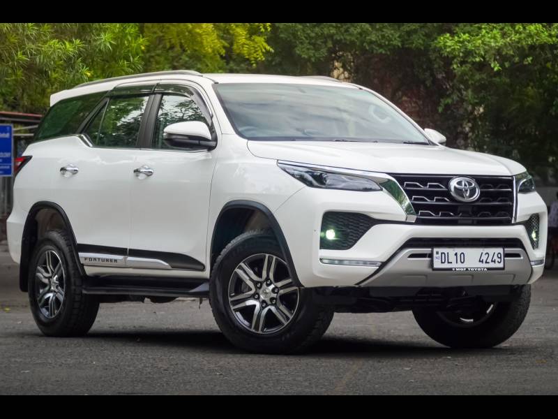 Toyota Fortuner 4X2 AT 2.7 Petrol