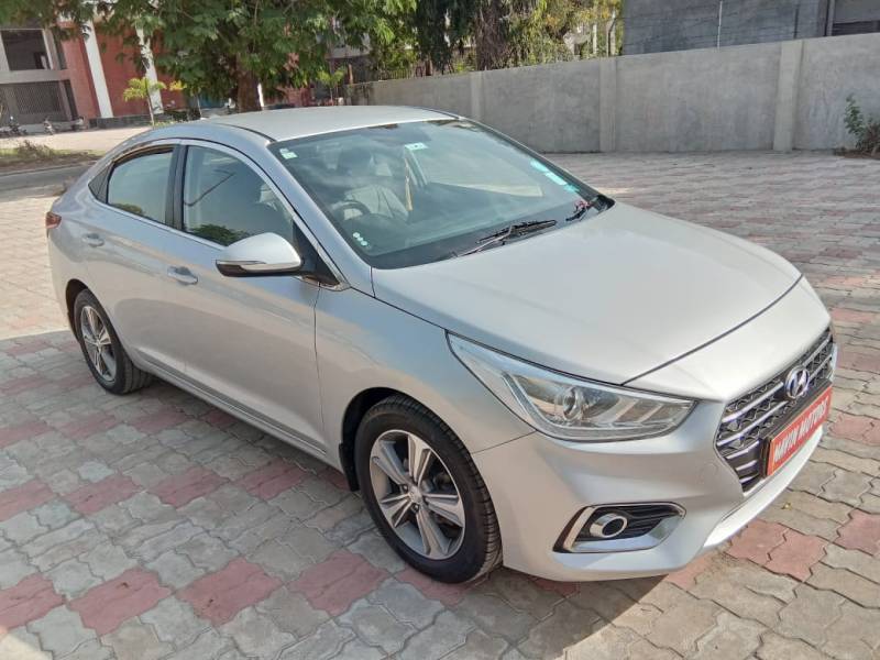 Hyundai Verna 1.6 CRDI SX