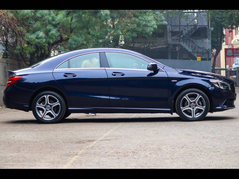 Mercedes Benz CLA Class 200 D Urban Sport