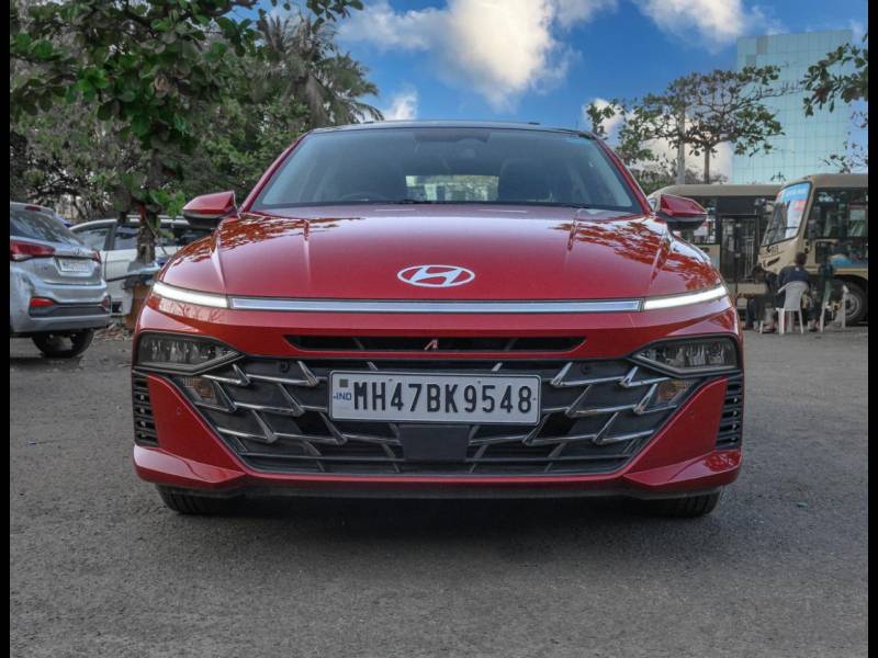 Hyundai Verna SX (O) 1.5 Turbo Petrol DCT Dual Tone