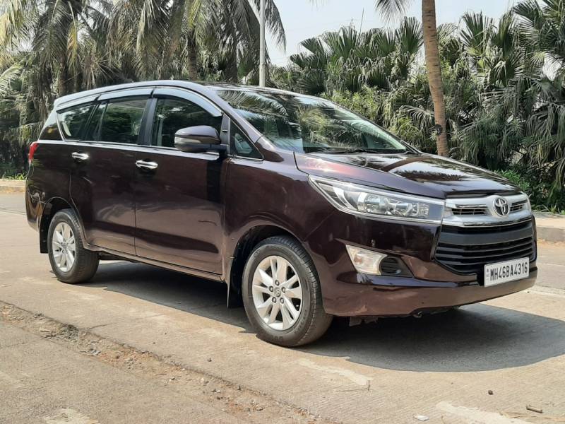 Toyota Innova Crysta 2.8 GX AT 7 STR