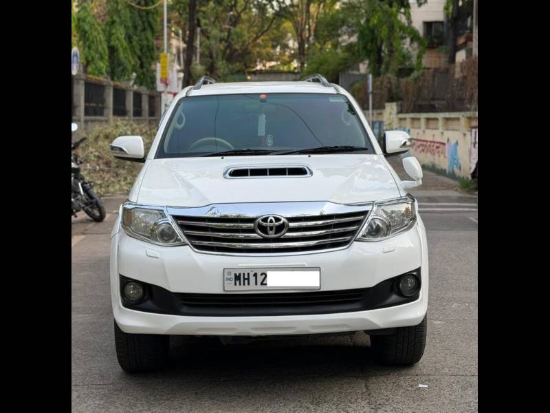 Toyota Fortuner 3.0 4X4 MT