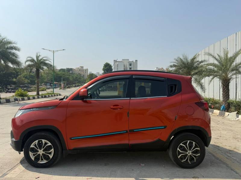 Mahindra KUV100 K2 D 6 STR